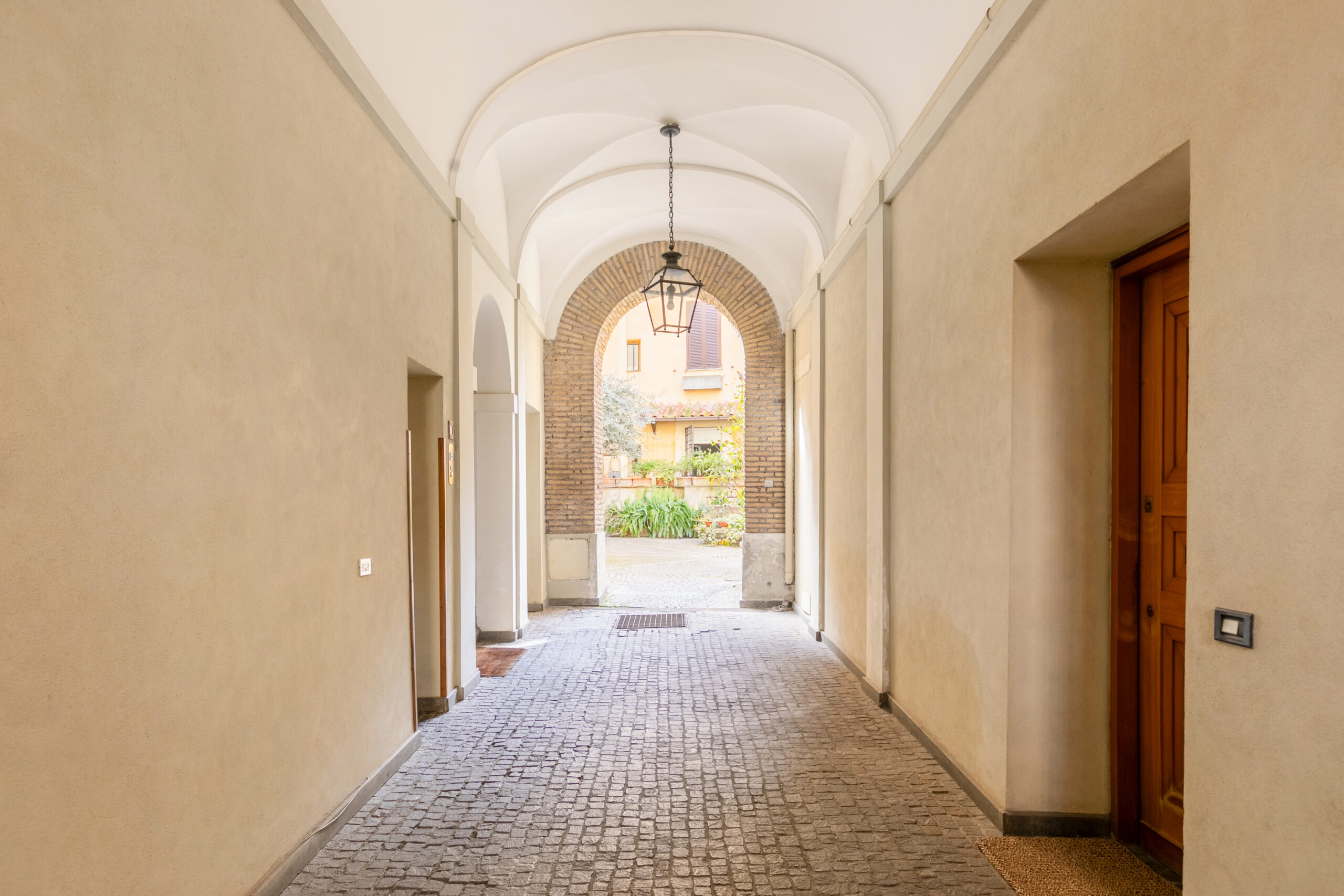Condominium entrance to Quiet Trevi Fountain Apartment, Rome